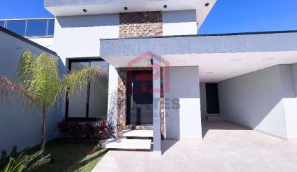 Casa com 4 quartos à venda no Centro, Botucatu , 190 m2 por R$ 1.100.000