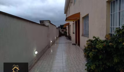 Sobrado com 2 dormitórios à venda, 65 m² por R$ 350.000 - Vila Ema - São Paulo/SP