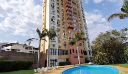 Apartamento vista deslumbrante para o Guaíba, com apenas duas unidades por andar.&lt;BR&gt;São 03 Dormitórios, sendo 01 suíte, living 02 ambientes  com lavabo  em mármore Travertino,  dependência de e