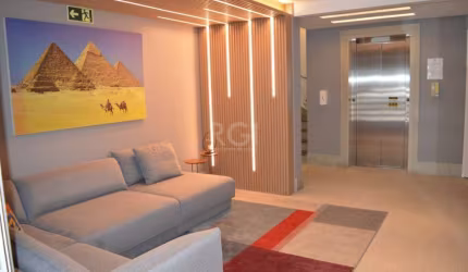 Excelente apartamento Garden à venda no bairro  Bom Fim ,2 dormitórios sendo 2 suítes, lavabo, living para 2 ambientes, cozinha americana com churrasqueira , área de serviço e box duplo de  garagem. C