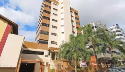 COBERTURA - JARDIM PLANALTO - POA.&lt;BR&gt;&lt;BR&gt;COBERTURA no Jardim Planalto. No andar inferior são três dormitórios, suíte, banho social, cozinha living dois ambientes, No andar superior, amplo