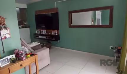Casa 4 dormitórios, 1 home office, 1 vaga de garagem, no bairro Hípica, Porto Alegre/RS     &lt;BR&gt;&lt;BR&gt;Excelente oportunidade na zona sul! São 97,95m² de área privativa construída.&lt;BR&gt; 