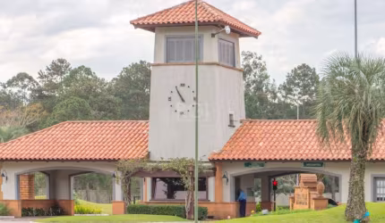 Terreno no Terra Ville - Belém Novo Golf Club com 1000 m² medindo 20m de frente x50m de fundos , no bairro Belém Novo, Porto Alegre.         &lt;BR&gt;   &lt;BR&gt;A infraestrutura do condomínio tem c