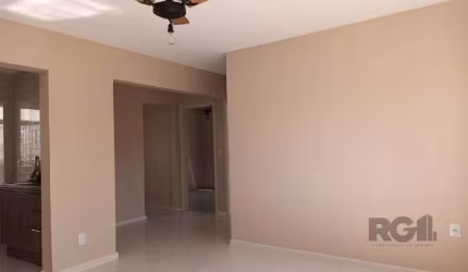 Excelente oportunidade de investimento! Este apartamento está localizado na DOUTOR FREIRE ALEMAO, no bairro Mont Serrat, em Porto Alegre. Com uma área construída de 73.16m², possui 2 quartos, sendo 1 