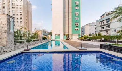 Excelente apartamento de 2 dormitórios sendo 1 suite. 87m², 2 vagas&lt;BR&gt; &lt;BR&gt;Ficam todos os móveis sob medida da cozinha e banheiros.&lt;BR&gt;Tem junker instalado e  espera para ar condici