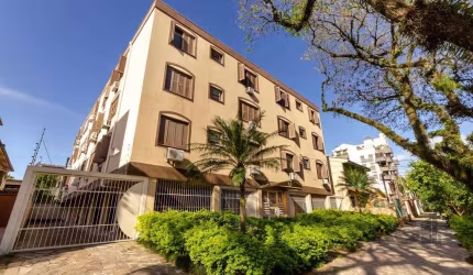 Excelente apartamento no bairro Jardim Botânico, próximo ao Shopping Bourbon Ipiranga, Jardim Botânico e Zaffari. São 43m² distribuídos em 1 dormitório, living para 2 ambientes com piso laminado, cozi