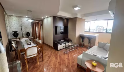 Apartamento ensolarado semi mobiliado, a poucos minutos do Iguatemi e do Parque Germânia. São 80m² privativos no ultimo andar com vista aberta, 3 dormitórios com suíte, banheiro social, área gourmet c