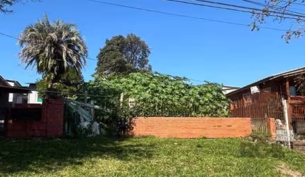 Vendo terreno com 346m², plano próximo da Av Saturnino de Brito próprio para construção de prédio ou residência. Preço e disponibilidade do imóvel sujeitos a alteração sem aviso prévio.