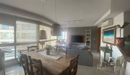 Apartamento 3 dormitórios, sendo 1 suíte, com 2 vagas. More no excepcional Edifício Personal Towers, onde você terá um excelente padrão construtivo. Com seu design exclusivo, este edifício está locali