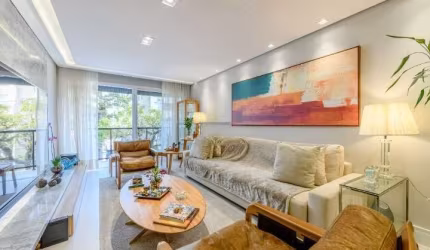 Encante-se por este espaçoso apartamento semi mobiliado de 134m², perfeito para quem busca conforto e funcionalidade. O imóvel conta com uma sala de jantar acolhedora, cozinha completa com churrasquei