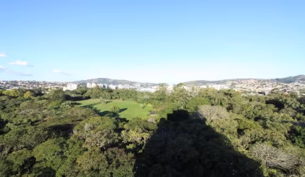 Apartamento Novo, nunca habitado, para comprar,  com 79m² privativos, 2 dormitórios (1 suíte) com persianas em 2 folhas, living com incrível vista para o Jardim Botânico, piso em porcelanato Portobell