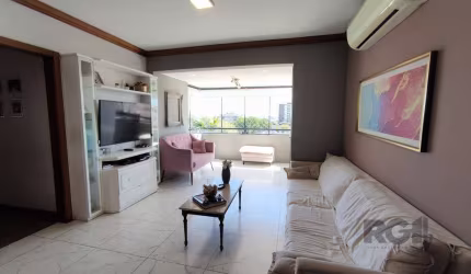 Lindo apartamento de frente, andar alto e muito sol!&lt;BR&gt;&lt;BR&gt;3 dormitórios sendo uma suíte, amplo living com churrasqueira. Uma vaga coberta. Edifício com salao de festas, portaria e 2 elev