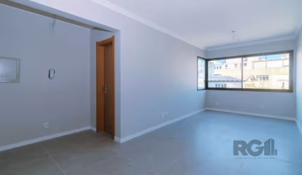Apartamento 2 dormitórios  na Felicíssimo de Azevedo no bairro Higienópolis. Novo pronto pra morar, com lavabo, living dois ambientes, churrasqueira, uma garagem e  depósito. Edifício com guarita, sal