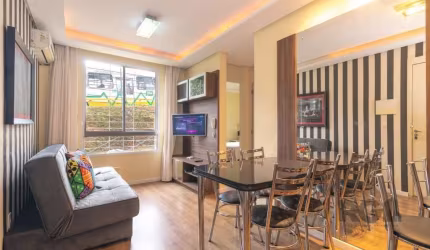 Apartamento mobiliado com 45m² de área privativa, 2 dormitórios, living, cozinha, banheiro social área de serviço 1 vagas de estacionamento. Imóvel bem ensolarado e arejado. Condomínio com portaria, s