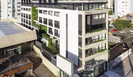 Pronto para morar. Visite os NOVOS DECORADOS. Studios de 28m² a 36m² privativos e coberturas duplex de 62m² a 75m² privativos. Coberturas duplex com vaga de garagem. Um edifício autoral, com qualidade