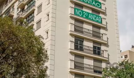 Empreendimento com 32 apartamentos, sendo 4 por andar, e 2 boxes com depósito por apartamento. Áreas privativas de 79,92m² (aptos. tipo finais 01, 02 e 04) 78,13m² (aptos. tipo finais 03). 2 cobertura