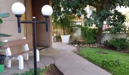 APARTAMENTO DE 3 DORMITÓRIOS, SUÍTE ,  LAREIRA E CHURRASQUEIRA , NO BAIRRO JARDIM BOTÂNICO, SEM VAGA.&lt;BR&gt;&lt;BR&gt;&lt;BR&gt;Apartamento de 3 dormitórios, com suíte , sala de estar e jantar , pi