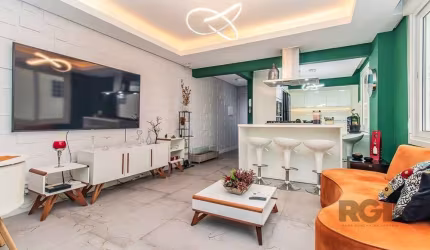 Apartamento de frente, com 109,78 m² - 3 dormitórios transformado em 2, sendo 1 suíte com closet. De fácil reversão para 3 dormitórios novamente. Totalmente reformado, inclusive elétrica e hidráulica.