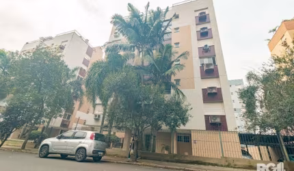 Apartamento 3 quartos, sendo um deles suíte, no bairro Boa Vista!&lt;BR&gt;Living 2 ambientes com sacada integrada.&lt;BR&gt;Cozinha com móveis sob medida, área de serviço com aquecedor de passagem.&l