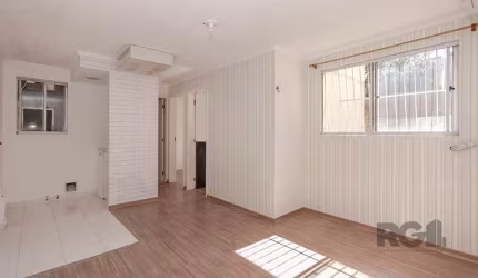 Venha conhecer este charmoso apartamento localizado na Rua Intendente Alfredo de Azevedo, 717. Com uma planta funcional e bem distribuída, este imóvel oferece: 2 dormitórios, ideais para acomodar sua 