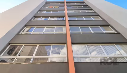 Residencial com vários opções de apartamento que vão de 1 ou 2 dormitórios, com ou sem suíte, ou até mesmo com 2 suítes. Alguns apartamentos com terraço. Localizado no Bairro Passo da Areia, próximo S