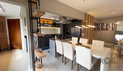 Localizado no elegante bairro de Petrópolis, em Porto Alegre, este apartamento no Le Corbusier é uma definição de luxo e sofisticação. Com 148 m² de área privativa e uma extensão total de 250 m², o im