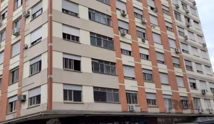 Apartamento a venda, na Lima e Silva, frente, 1 dormitório, área de serviço separada mais pequeno pátio. No pólo 'nervoso' da cidade baixa, tudo perto, restaurante, bares, lojas, cafeteria..