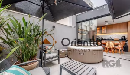 APARTAMENTO GARDEN A VENDA!!&lt;BR&gt;&lt;BR&gt;APARTAMENTO GARDEN COM 70m², 1 DORMITÓRIO (SUÍTE) E 1 VAGA - BAIRRO AUXILIADORA&lt;BR&gt;&lt;BR&gt;Este charmoso apartamento garden de 70m² está localiz