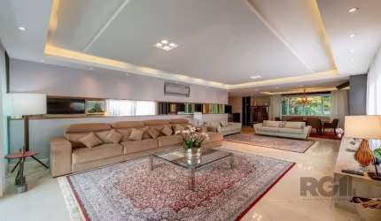 Apartamento de Luxo com 3 Suítes, 3 vagas, 271m² e Infraestrutura Completa em Localização Privilegiada&lt;BR&gt;&lt;BR&gt;Finamente mobiliado e com 271m² privativos, este apartamento oferece o máximo 