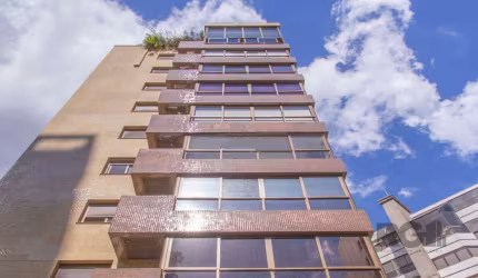 Apartamento 2 quartos, 2 suítes, 83 m² de área privativa e 2 vaga(s) de garagem. Localizado na Rua Artur Rocha, no bairro Bela Vista em Porto Alegre.&lt;BR&gt;Apartamento 2 dormitórios, 2 suítes, 83 m