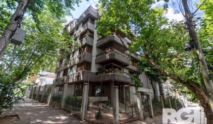 Oportunidade Imperdível: Apartamento Reformado em Porto Alegre!&lt;BR&gt;&lt;BR&gt;Apresento a você este incrível apartamento, que combina conforto, modernidade e uma localização privilegiada na cidad