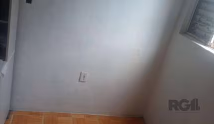 Apartamento com 2 quartos, vaga de garagem, no bairro Rubem Berta, Porto Alegre/RS&lt;BR&gt;&lt;BR&gt;Apartamento com 2 dormitórios , ideal para quem busca conforto e praticidade. Conta com banheiro s