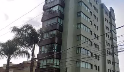 Venda Apartamento e3 dormitórios, 3 vagas Bairro Tres Figueiras&lt;BR&gt;Excelente apartamento em andar alto, com vista privilegiada. Este imóvel é único, pois há apenas um apartamento por andar, gara