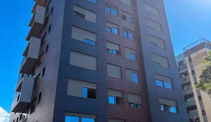 No topo do bairro Tristeza. Tecnologia, design, luxo, segurança e praticidade para sua família com uma infraestrutura completa e incrível vista. Vista definitiva na maioria das unidades, inédita janel