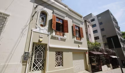Casa para Venda - 240m², 3 dormitórios, sendo 1 suites - Independência
