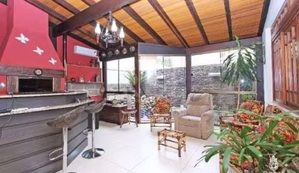 Excelente casa de 189m² com 3 dormitórios.