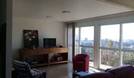Apartamento para Venda - 243.72m², 3 dormitórios, 2 vagas - Três Figueiras