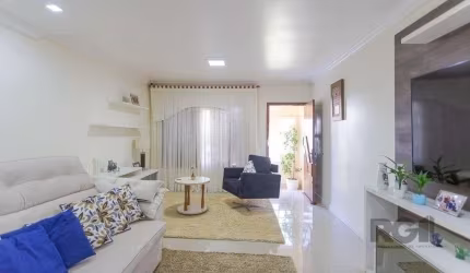 Casa de 229m², bairro Vila São José