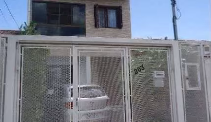 Casa para Venda - 177m², 3 dormitórios, sendo 1 suites, 1 vaga - Hípica