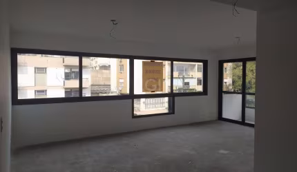 Apartamento para Venda - 123.71m², 3 dormitórios, sendo 1 suites, 2 vagas - Petrópolis