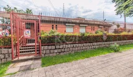 Casa para Venda - 408m², 3 dormitórios, sendo 3 suites, 4 vagas - Chácara das Pedras