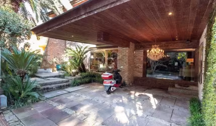 Casa para Venda - 418m², 4 dormitórios, sendo 1 suites, 2 vagas - Jardim Isabel