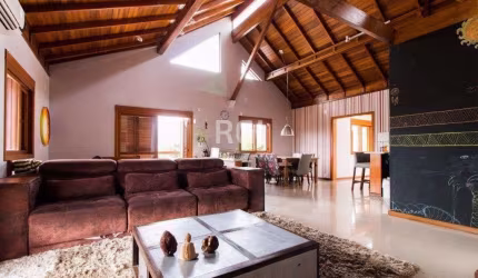 Casa para Venda - 188.25m², 4 dormitórios, sendo 1 suites, 2 vagas - Santa Tereza