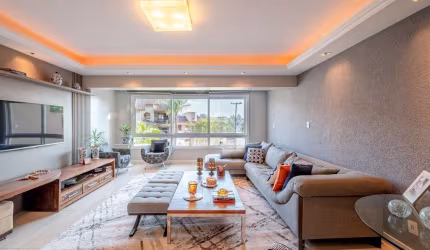 Casa com 357m² e 4 dormitórios, 3 suítes, 3 vagas
