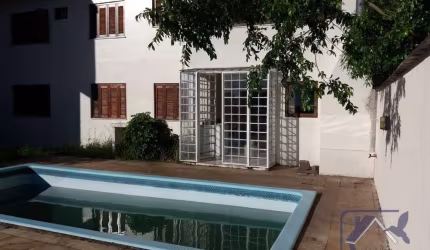 Casa para Venda - 380m², 5 dormitórios, sendo 2 suites, 3 vagas - Nonoai, Porto Alegre
