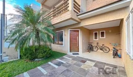 Casa em Porto Alegre, no bairro Hípica, com 3 dormitório(s), e 3 banheiros, à venda.