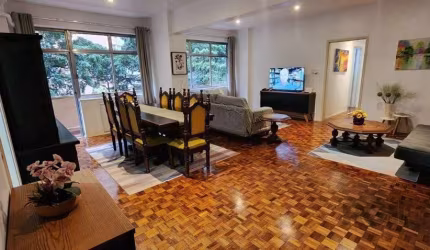 MEGA APARTAMENTO DE 169M² , COM SACADA, 3 DORMITÓRIOS, NO CENTRO DE PORTO ALEGRE -RS