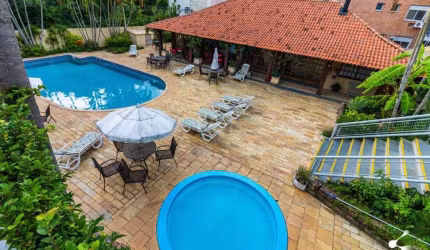 CASA COM 3 DORMITORIOS , 2 BANHEIROS, GARAGEM. PRÓXIMO Á MCDONALD'S, CASSOL, ANHANGUERA. ORLA DE IPANEMA