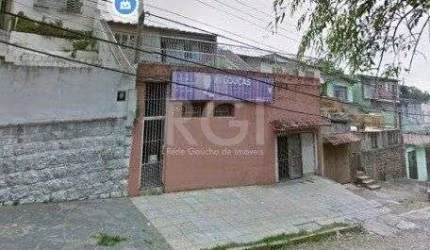 Casa para Venda - 170m², 3 dormitórios, 2 vagas - Partenon