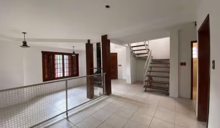 Casa para Venda - 253.35m², 3 dormitórios, sendo 1 suites, 4 vagas - Serraria